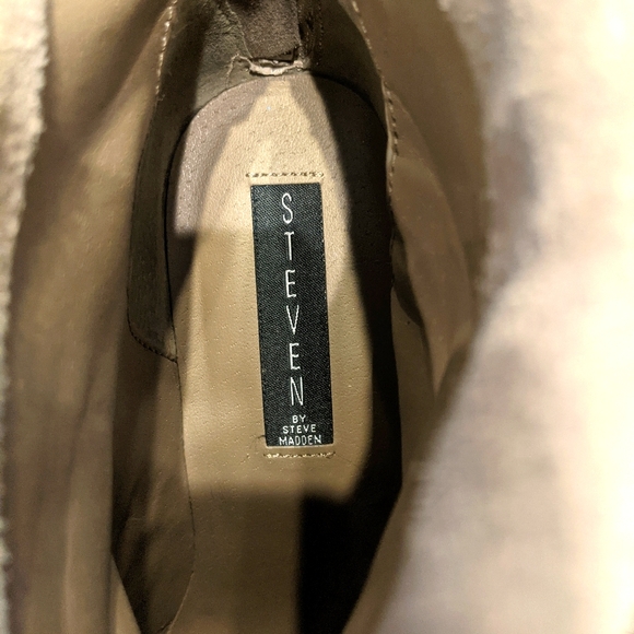 Steve Madden Booties - Picture 2 of 7
